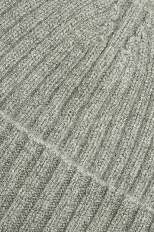 Knitted Cashmere Beanie