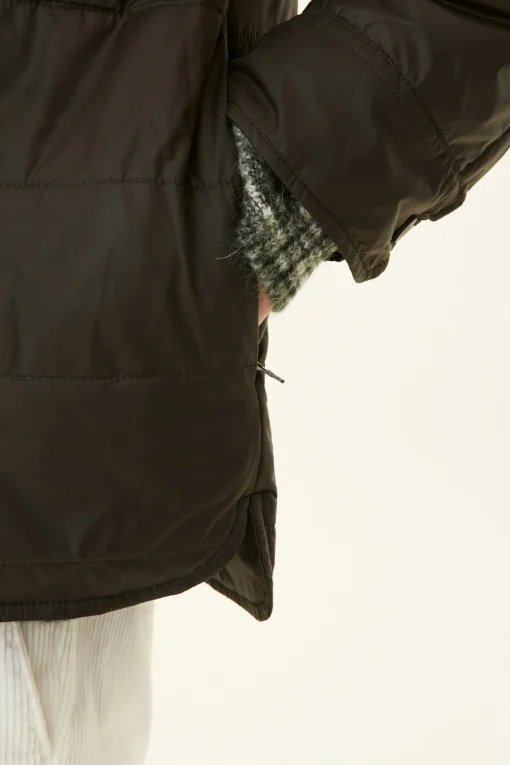 Padded Featherweight Nylon Overshirt