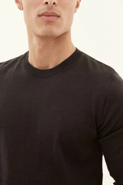 Slim Fit Extra Fine Merino Wool Roundneck